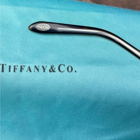 Tiffany and Co. eyewear (frames) - Picture 3 of 10